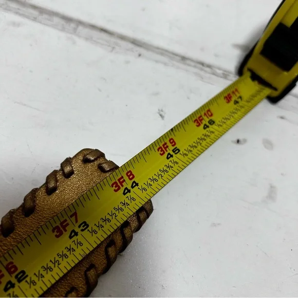 Michael Kors Gold Genuine Leather Silver Buckle belt Studded with key ring - Picture 12 of 12